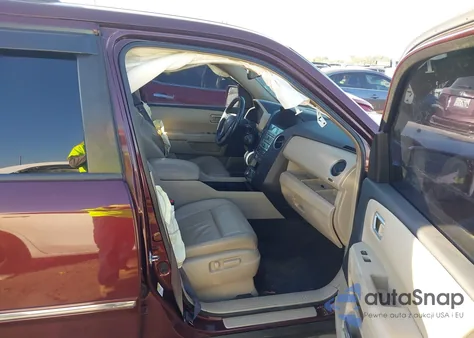 2009 Honda Pilot Touring z USA, uszkodzony, nr VIN 5FNYF38999B006464